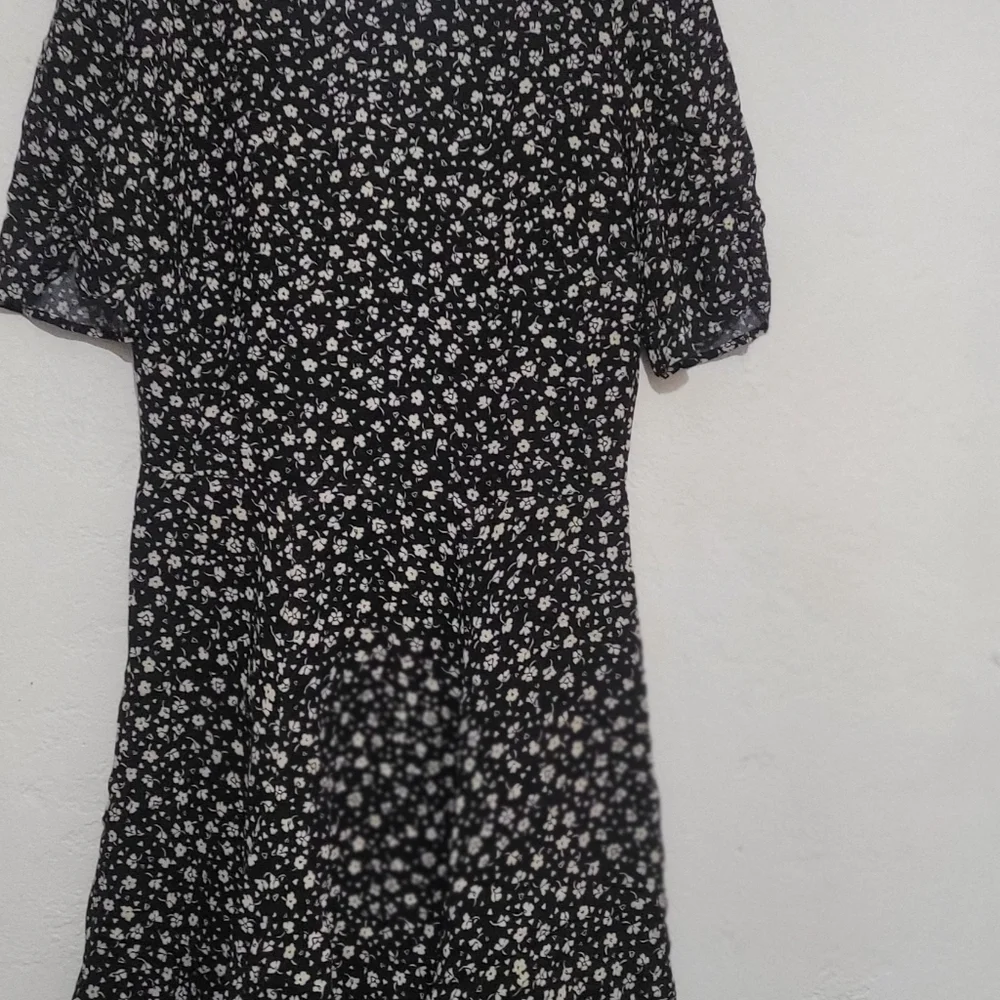 COPY - Reformation dress new - Picture 6 of 11